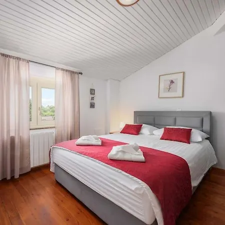 וילה Eufemia By Briskva