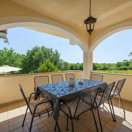 Eufemia By Briskva Porec