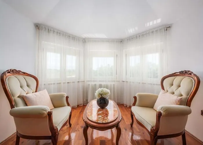 Eufemia By Briskva Vila Porec