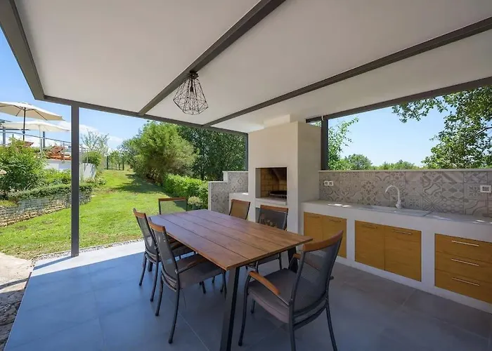 Eufemia By Briskva Vila Porec