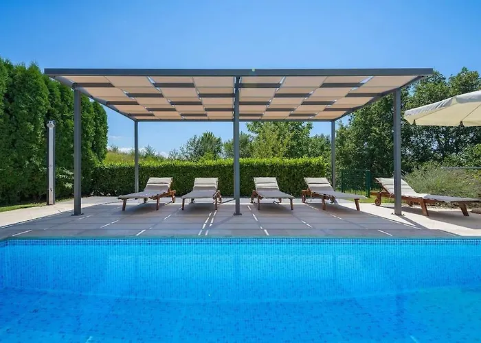 Eufemia By Briskva Villa